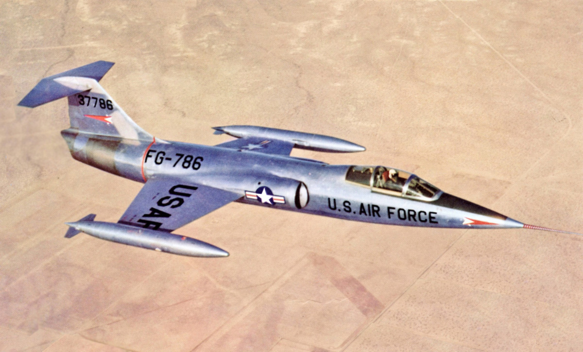 Protótipo XF-104: primeira versão do Starfighter voou há quase 70 anos (USAF)