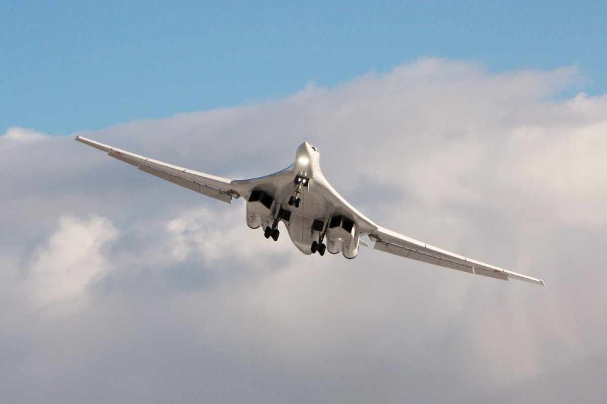 Tupolev Tu-160M