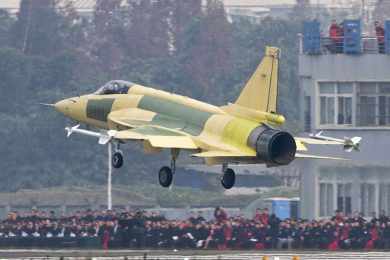 Argentina teria escolhido o caça sino-paquistanês JF-17 para o lugar dos Mirage III