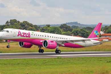 Com estreia internacional do E195-E2, Azul voltará a voar para o Uruguai