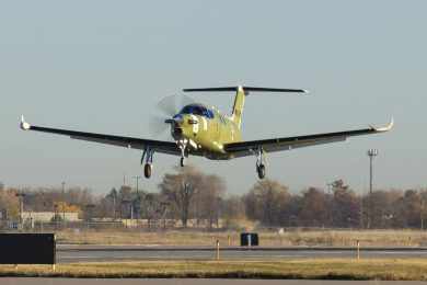 Turboélice Beechcraft Denali voa pela primeira vez