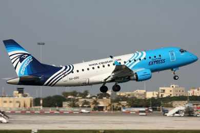 EgyptAir fará leilão de nove jatos Embraer E170