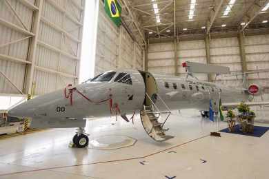 FAB recebe o terceiro avião-radar E-99M modernizado