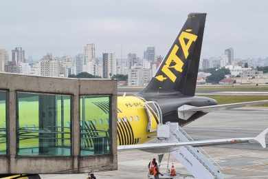 A320 da Itapemirim apresenta desgaste da pintura em apenas quatro meses voando no Brasil