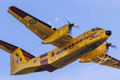 Lenda na FAB, turboélice DHC-5 Buffalo é aposentado no Canadá
