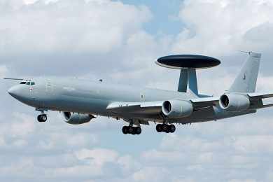 Força Aérea do Chile recebe primeiro “avião-radar” Boeing E-3D Sentry
