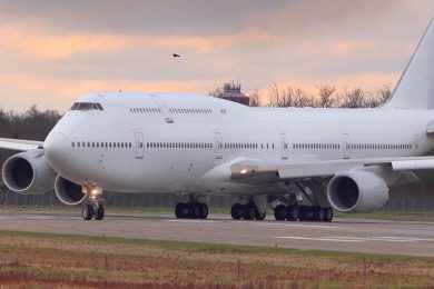Encalhado há mais de 10 anos, Boeing 747-8 executivo será sucateado