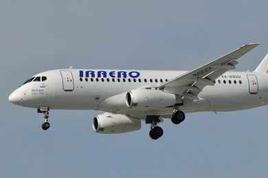 Jatos russos SSJ100 já sofrem com falta de peças de motores