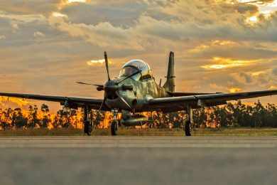 Depois de avaliar o L-39, Uruguai negocia compra de 12 A-29 Super Tucano