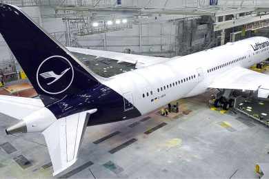 Primeiro Boeing 787-9 Dreamliner da Lufthansa é revelado