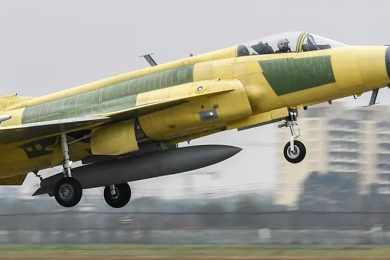 Novo caça argentino: escolha será entre o JF-17, HAL Tejas, MiG-35 e o F-16