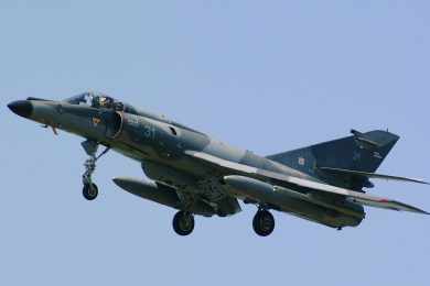 Marinha argentina não consegue colocar em serviço seus jatos Super Étendard modernizados