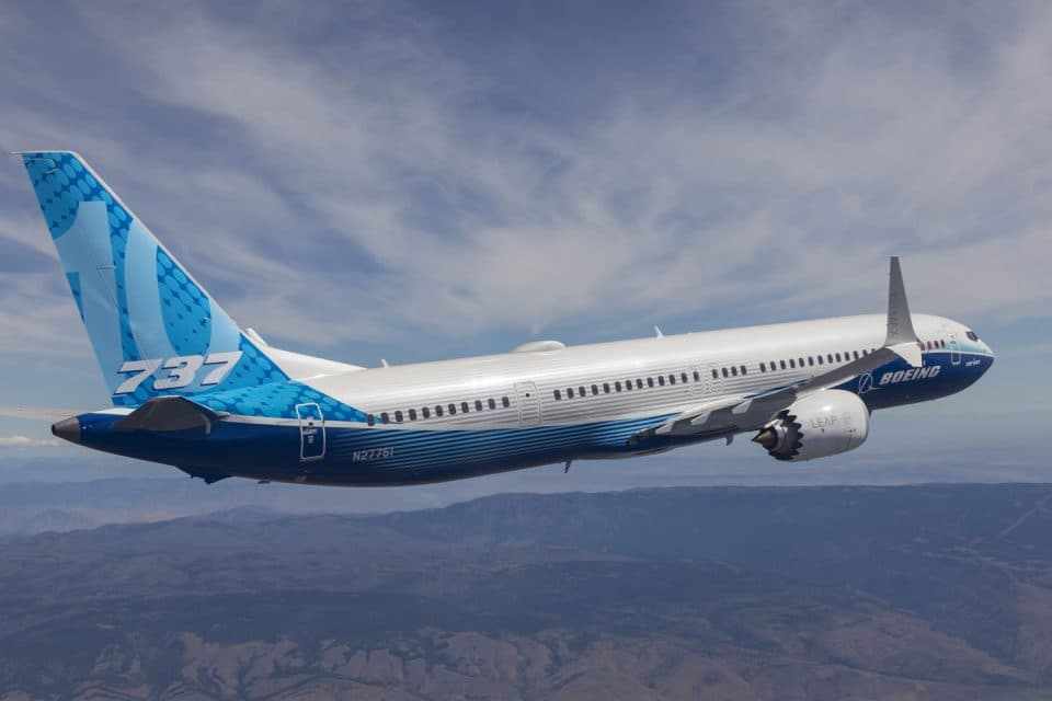 Boeing 737 MAX 10