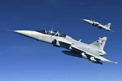 Saab fecha acordo para reparar caças Gripen aterrados da África do Sul