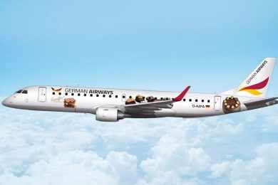 Jato E190 será “outdoor” de marca de chocolate na Europa