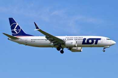 Polonesa LOT fecha leasing de seis Boeing 737 MAX 8