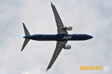 Boeing 737 MAX 10