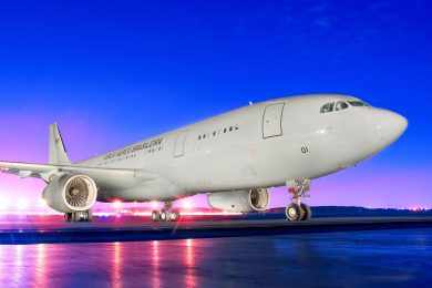 Segundo KC-30 da Força Aérea Brasileira chega ao Brasil