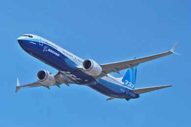 Boeing 737 MAX 10