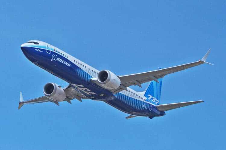 Boeing 737 MAX 10