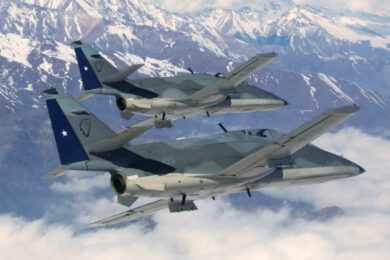 Força Aérea Chilena troca jatos de treinamento C-101 pelo Super Tucano