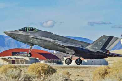 Caça F-35 terá novo radar avançado AESA