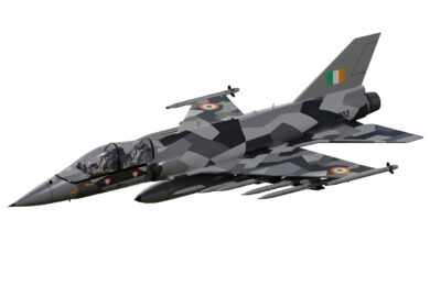 Aero India: fabricante local, HAL revela projeto de jato treinador