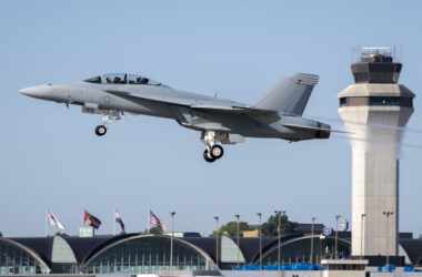 Evolução do F/A-18 Hornet, o Super Hornet entrou em serviço nos EUA em 1999