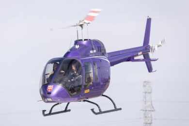Bell 505 torna-se o primeiro helicóptero monoturbina a voar com 100% SAF