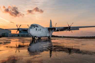 Indonésia recebe primeiro C-130J-30 Super Hercules
