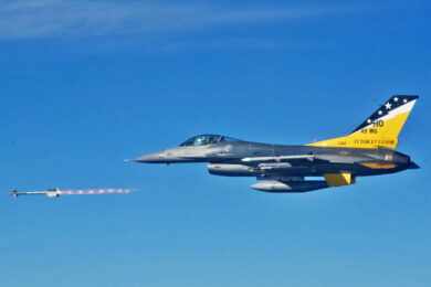 Mais dois objetos voadores são abatidos pela Força Aérea dos EUA no fim de semana