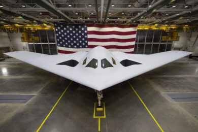 Novo bombardeiro ‘invisível” B-21 Raider poderá ser exportado