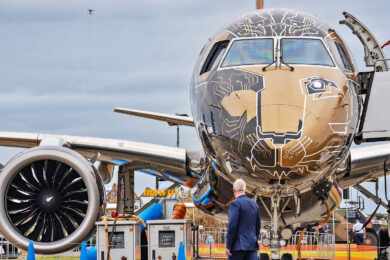 Jato Embraer E195-E2 visitará o Uzbequistão em junho de olho em novos pedidos