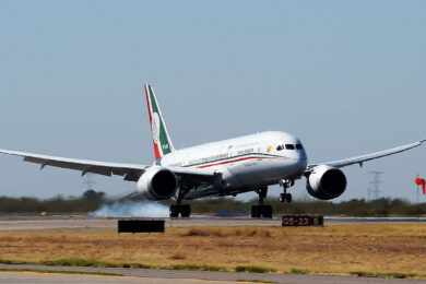 México vende Boeing 787 presidencial para o governo do Tajiquistão