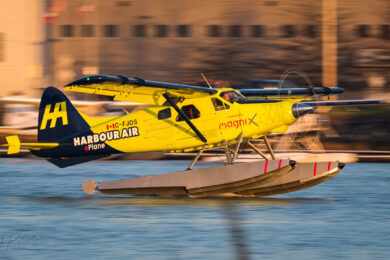 Estreia comercial de hidroavião elétrico da Harbour Air é adiada para 2025