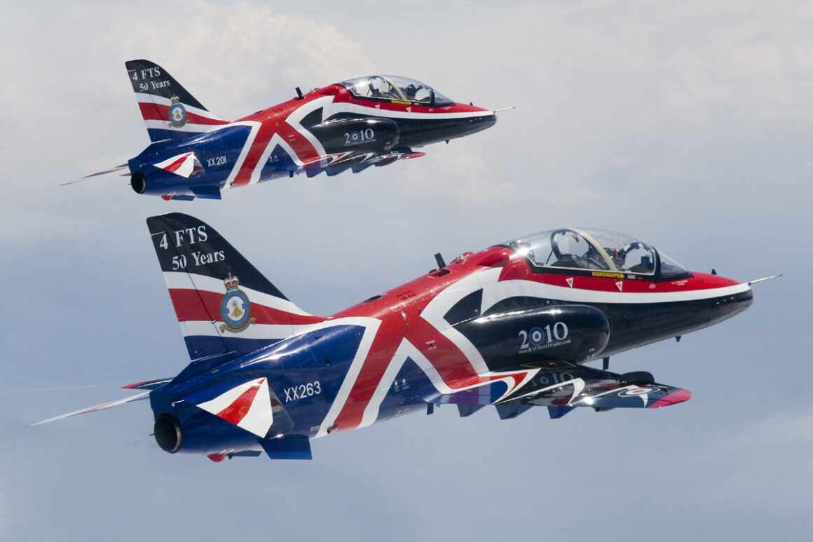 Saab, Boeing e BAE Systems assinam acordo para promover o T-7A Red Hawk ...