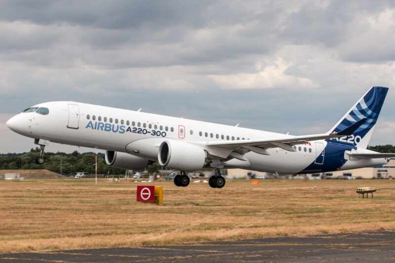 Airbus A220-300