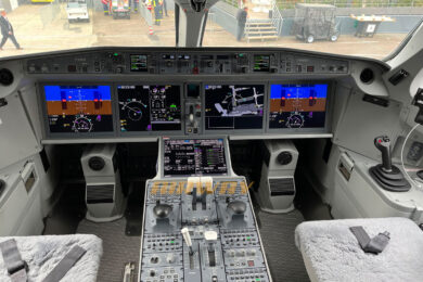 Cockpit do A220
