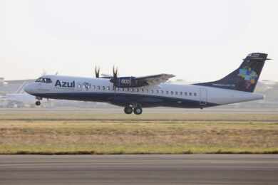 Azul encomenda mais três turboélices ATR 72