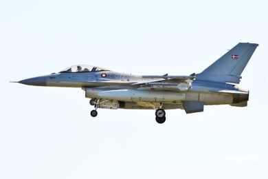 Dinamarca já treina pilotos ucranianos no caça F-16 enquanto antecipa sua aposentadoria