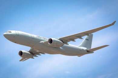 FAB disponibiliza os jatos KC-390, KC-30 e VC-2 para resgatar brasileiros em Israel