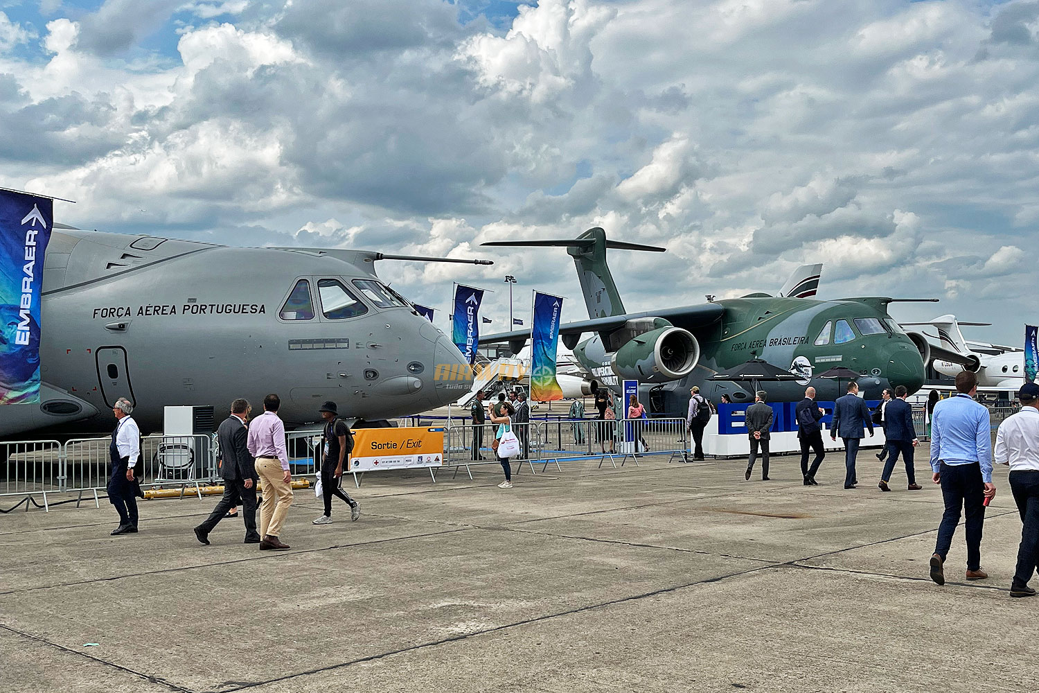 Quantos KC-390 a Embraer pode vender a países interessados no maior avião  brasileiro? - Airway