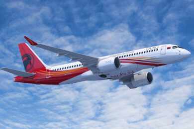 Airbus A220 amplia clientes, mas sem novos pedidos em Le Bourget