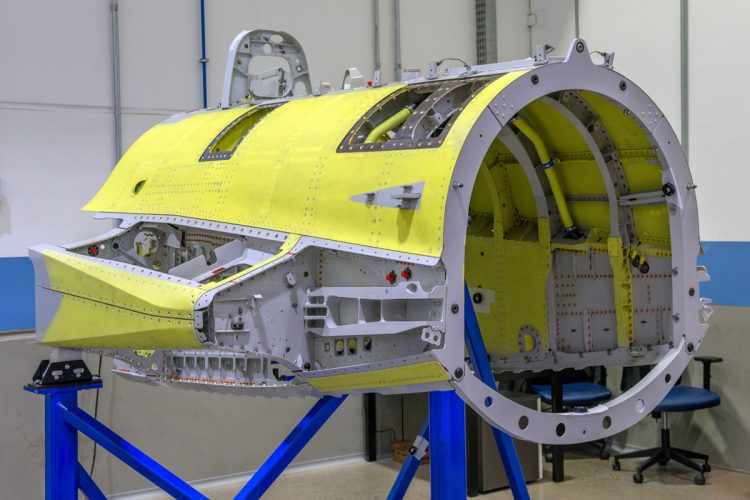 Seção traseira do Gripen (SAAB)