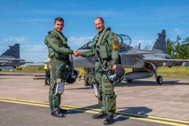 Saab conclui o treinamento de pilotos da FAB para voar o Gripen