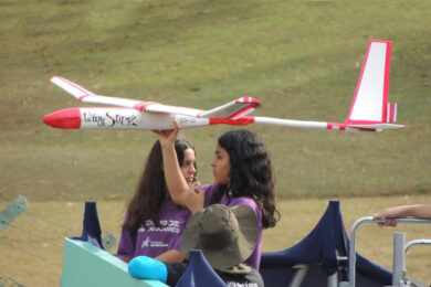 Instituto Embraer promove campeonato de miniplanadores