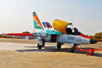 Um dos dois Yak-130 do Irã