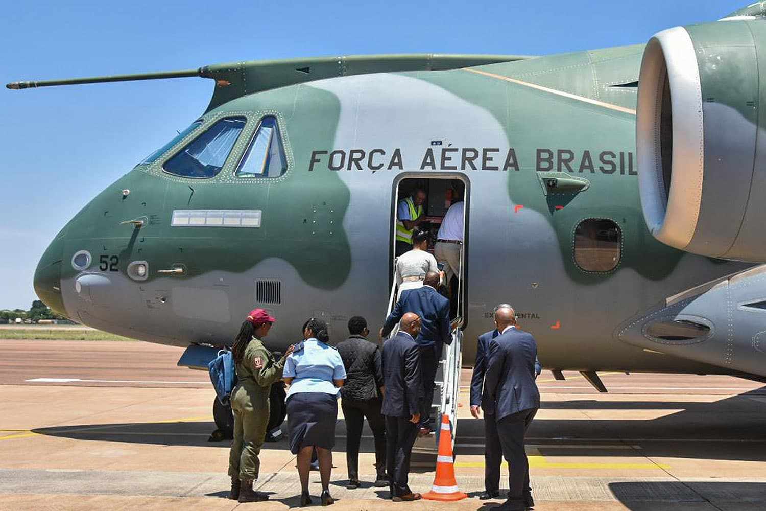 Avião KC-390 da FAB (SAAF)