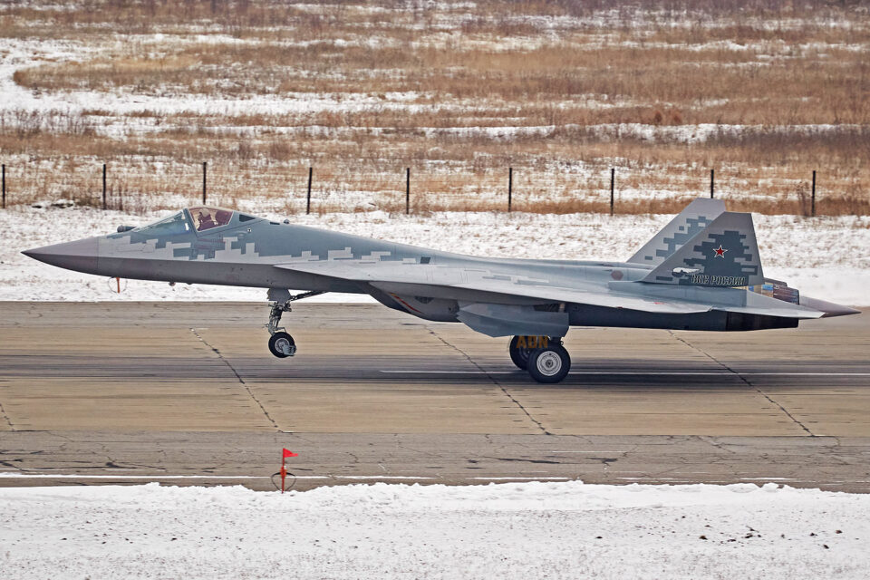Su-57 entregue em dezembro de 2023