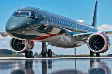 Royal Jordanian recebe seus dois primeiros Embraer E195-E2